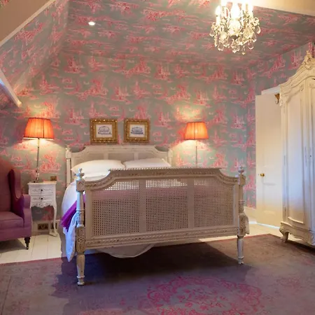 Gileston Manor Luxury B&B-2